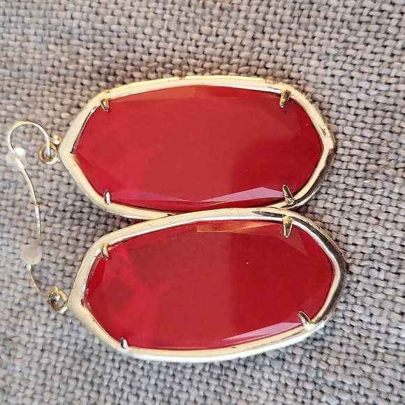 Kendra Scott "Darby" Drop Earrings - Picture 3 of 3